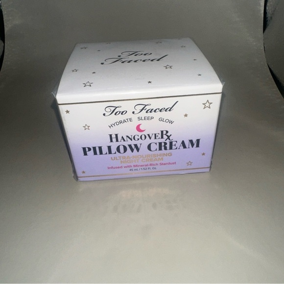 Too Faced Hangover Pillow Cream in White and Purple - Picture 2 of 4